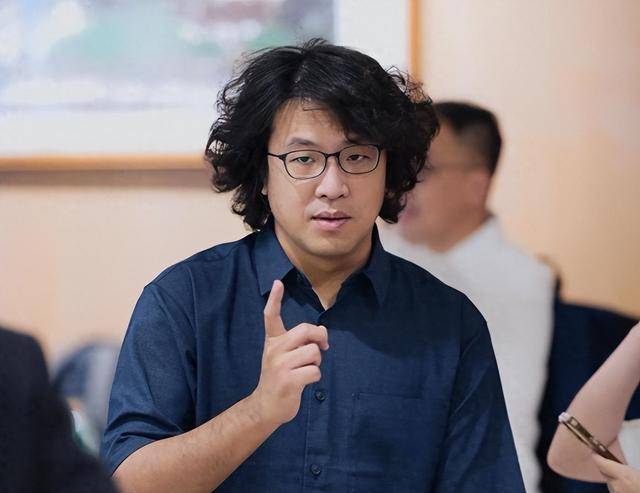 大陆侦办沈伯洋后<strong></p>
<p>腾讯合作</strong>，民进党急了，喊话郑丽文转移视线