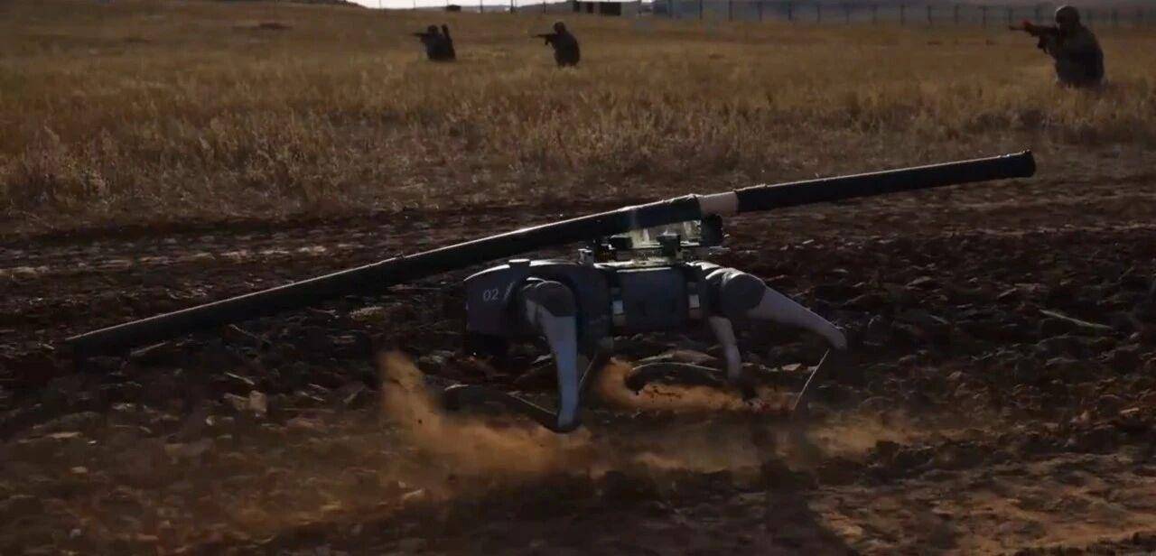 大场面!机器狗、无人机开路<strong></p>
<p>虚拟币回流</strong>,实兵对抗演练画面公布