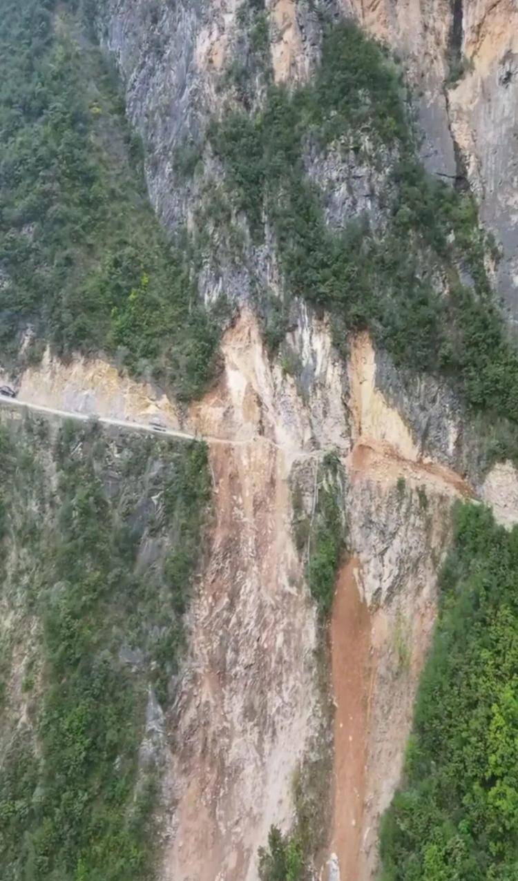 重庆网红“挂壁公路”垮塌<strong></p>
<p>虚拟币停止服务怎么办</strong>,附近村民外出绕行已半月盼修复,当地:已完成排危,正在修