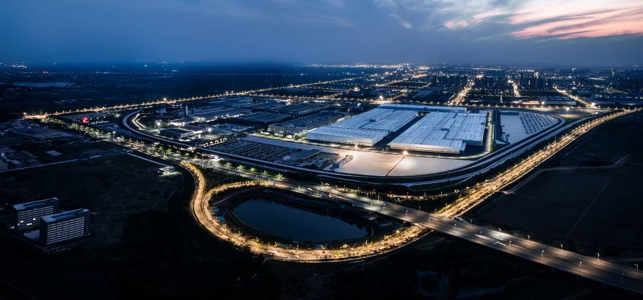 “双引擎”业务模式现雏形<strong></p>
<p>虚拟币停止服务怎么办</strong>,江淮汽车短期阵痛背后的长期押注