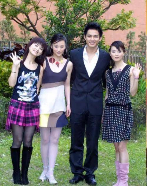 李湘气得翻出了瘦瘦的照片……她年轻时确实是仙女啊<strong></p>
<p>台湾</strong>!