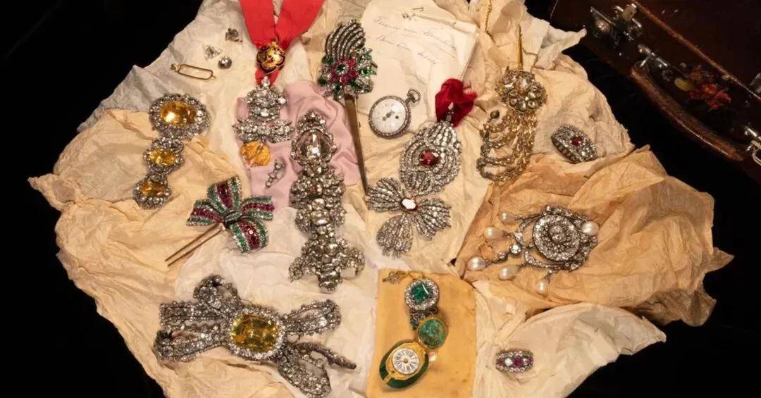 失踪百年的欧洲王室诅咒之钻重现<strong></p>
<p>株洲虚拟币传销</strong>，背后藏着一位忠贞皇后的惊人布局