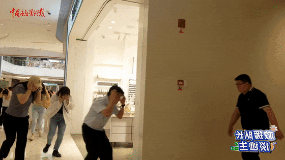 致16死39伤！遇难者全部集中在5层<strong></p>
<p>株洲虚拟币传销</strong>，火灾细节披露→