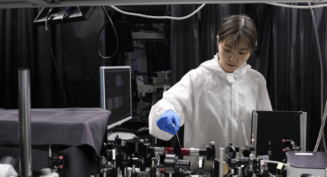 33岁刘灿<strong></p>
<p>抹茶虚拟币livecoin</strong>,破格晋升中国人民大学教授