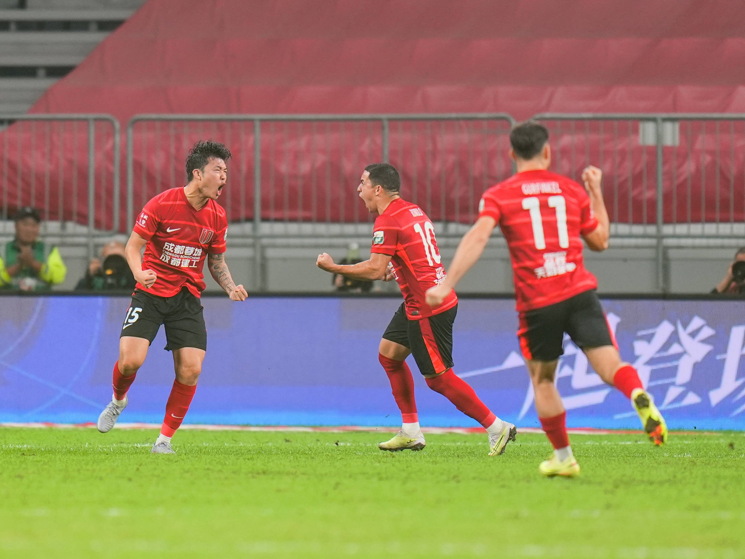 亚冠前瞻：海港PK首尔盼摆脱垫底 国安迎出线生死战