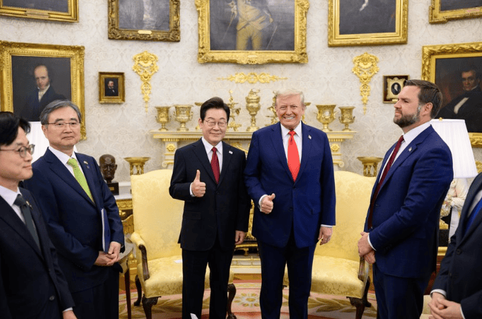 悔不当初！看到中国对日本的手段，李在明突然嗅到不寻常气息，有一件事务必要当面解释清楚