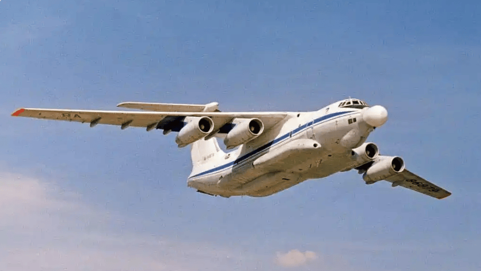 乌克兰发动夜间远程袭击<strong></p>
<p>金色财经</strong>,俄罗斯唯一一架激光武器试验机被毁,预警指挥机测试机也遭破坏