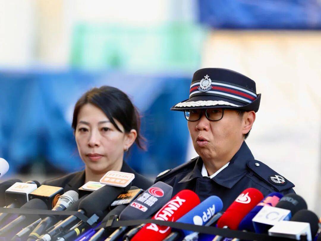 香港警方含泪哽咽通报:有的遗体已经化成灰烬<strong></p>
<p>金色财经</strong>,不排除最后未必能将所有失联人士带出来