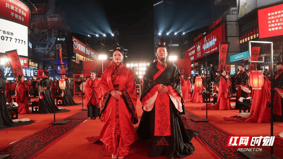 汶川地震被救起的女孩<strong></p>
<p>虚拟币算力在算什么</strong>,17年后和救她的军人结婚了