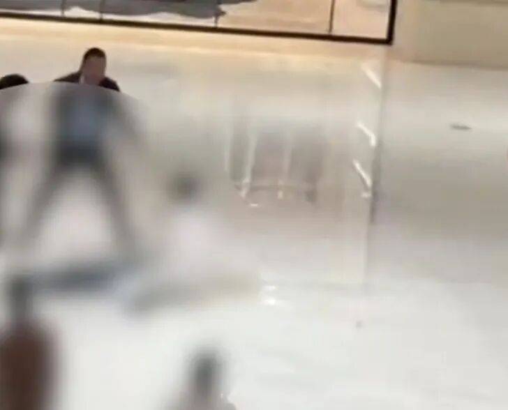 安徽合肥银泰中心发生一起坠楼事件<strong></p>
<p>虚拟币算力在算什么</strong>,商场称“派出所第一时间到场”,警方回应