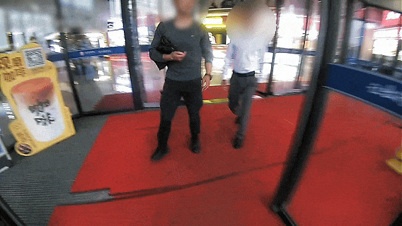 上门取走19万元<strong></p>
<p>虚拟币挖矿平台合法吗</strong>,杭州一西装革履“金融专员”被抓!在高速服务区被抓,车上塞满现金