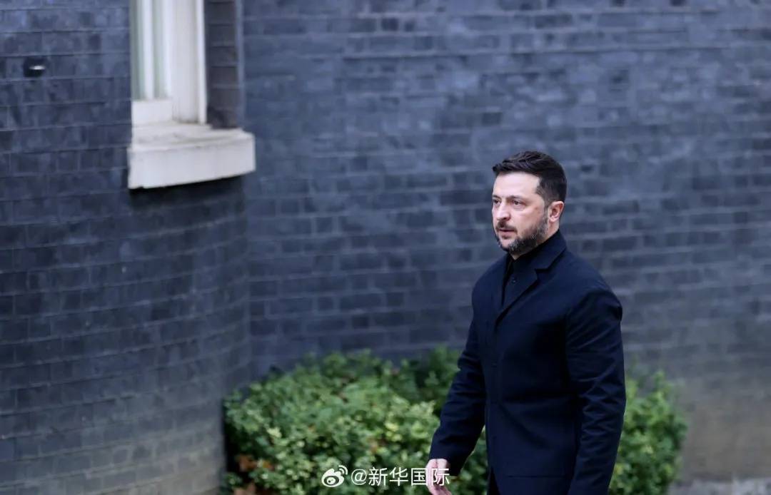 乌克兰召集30国紧急会谈<strong></p>
<p>虚拟币之间兑换</strong>,泽连斯基:乌方正竭力避免受制于特朗普的“快速停火”要求