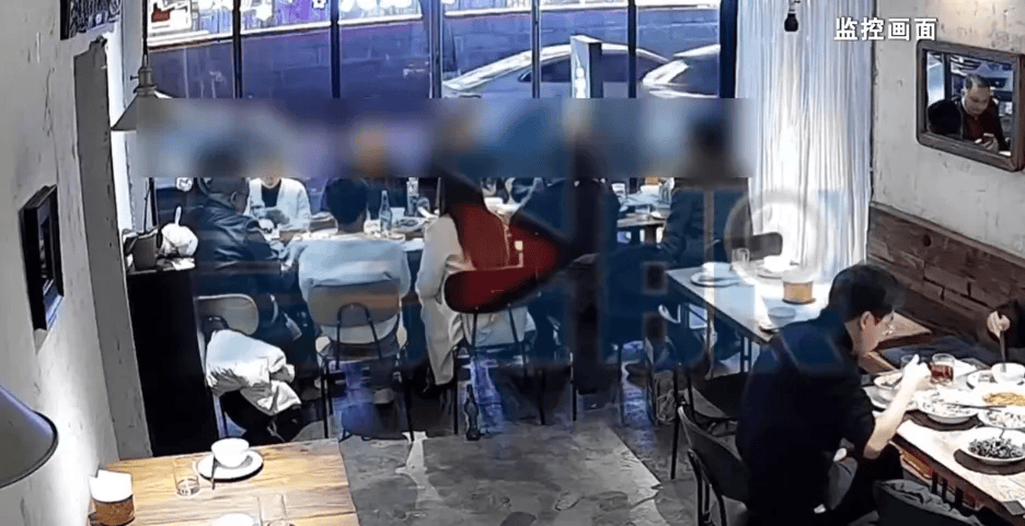 朋友组10人局9人相继开溜不买单<strong></p>
<p>虚拟币之间兑换</strong>，只留一人面对1262元账单，组局者：我也没钱