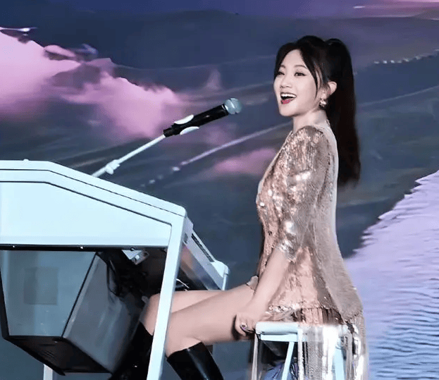 考古|玖月奇迹被曝已复婚<strong></p>
<p>虚拟币之间兑换</strong>,王小玮疑似怀孕小腹隆起,为何两人至今不同台演出?