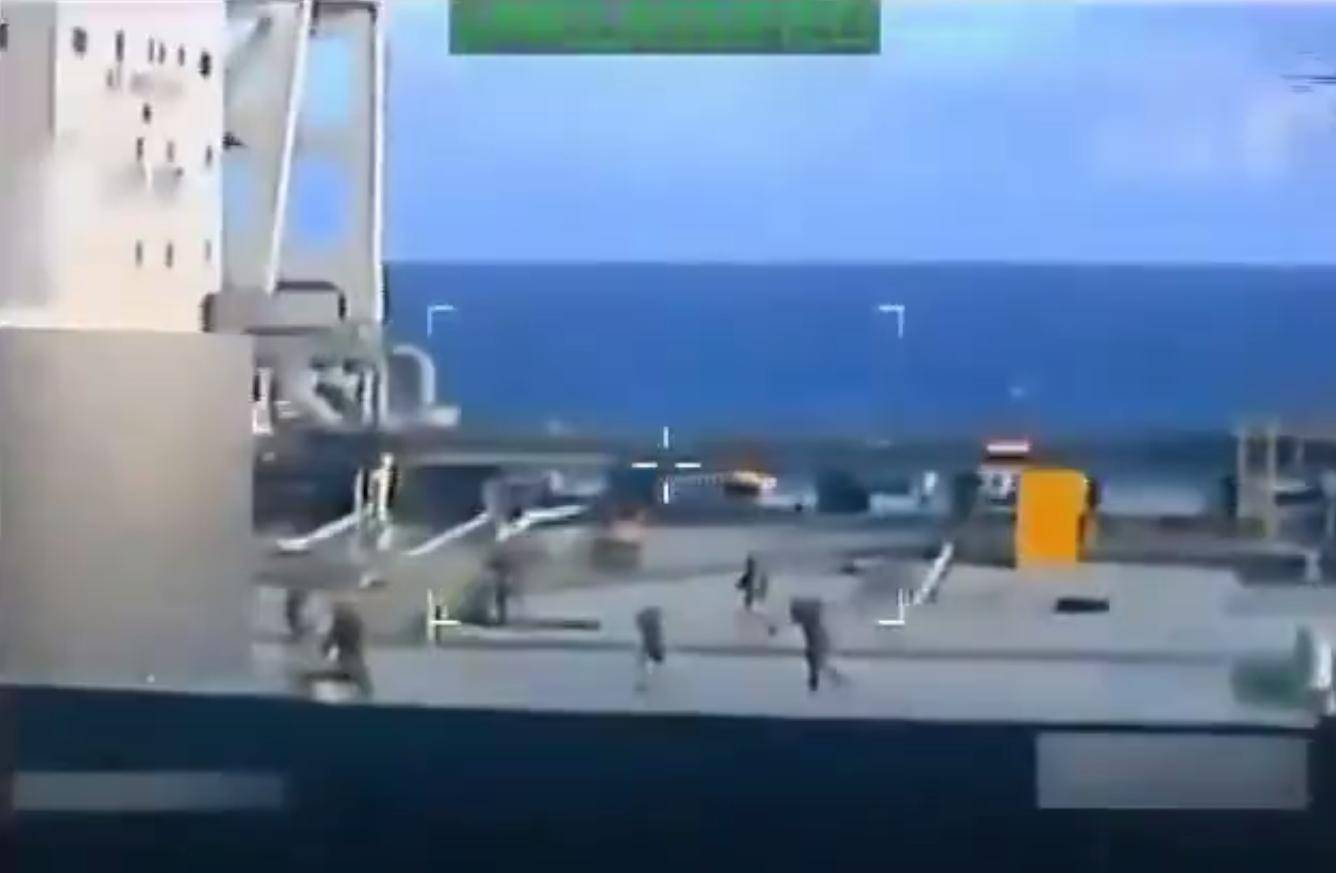 比导弹打击更狠!美军空降油轮<strong></p>
<p>mci虚拟币</strong>,抢110万桶石油,打击中俄古委伊