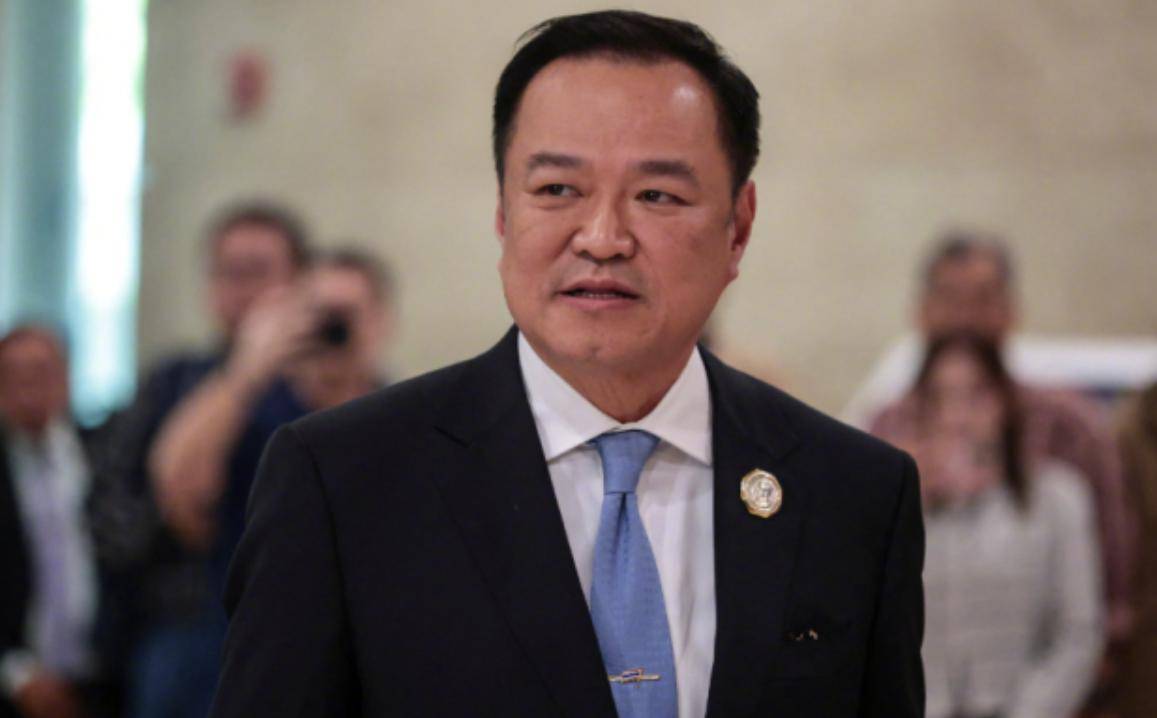 柬埔寨伤亡700人<strong></p>
<p>今日虚拟币暴涨一百倍</strong>，中企援建大桥被炸！泰国中械军大获全胜，大批导弹成战利品