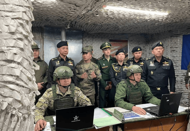 柬埔寨伤亡700人<strong></p>
<p>今日虚拟币暴涨一百倍</strong>，中企援建大桥被炸！泰国中械军大获全胜，大批导弹成战利品