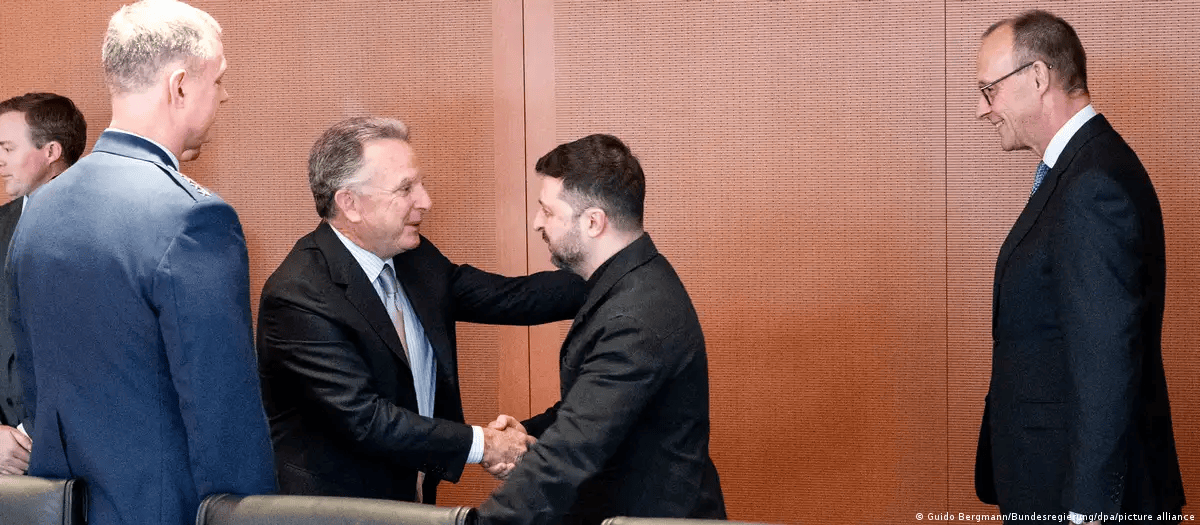 美官员：美国同意给予乌克兰安全保障