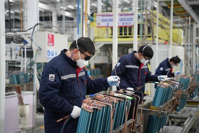 董明珠硬刚空调“铝代铜”<strong></p>
<p>虚拟币app越来越多</strong>!海尔、美的、小米将联合推动空调核心散热部件的铜管换成铝管