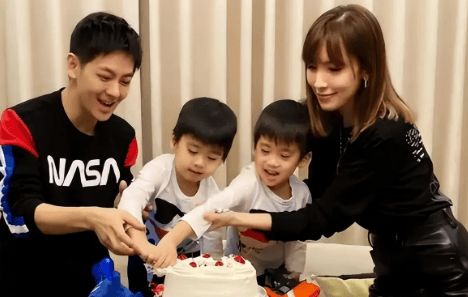 考古 | 嫁给全民男神不是童话:陈若仪扛十年骂名<strong></p>
<p>虚拟币app越来越多</strong>,凭什么成林志颖离不开的人?