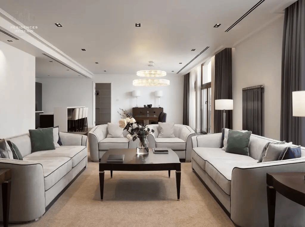 阿萨德政权倒台一年:家族奢华流亡生活曝光