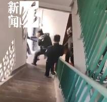 日日惊恐<strong></p>
<p>个人虚拟币财产税</strong>！上海夫妻持斧逐户砍砸邻居家门！居民：多年噩梦...