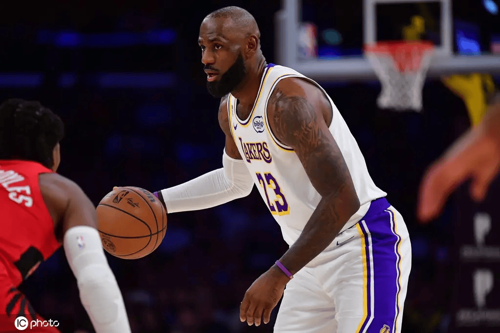 詹姆斯生涯最大危机来了 这次湖人是想逼走他吗<strong></p>
<p>虚拟币风险查询</strong>?