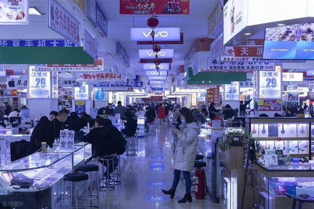 “直接崩了”<strong></p>
<p>貔貅盘虚拟币</strong>,价格断崖式下跌!商户:销量跌了60%都不止