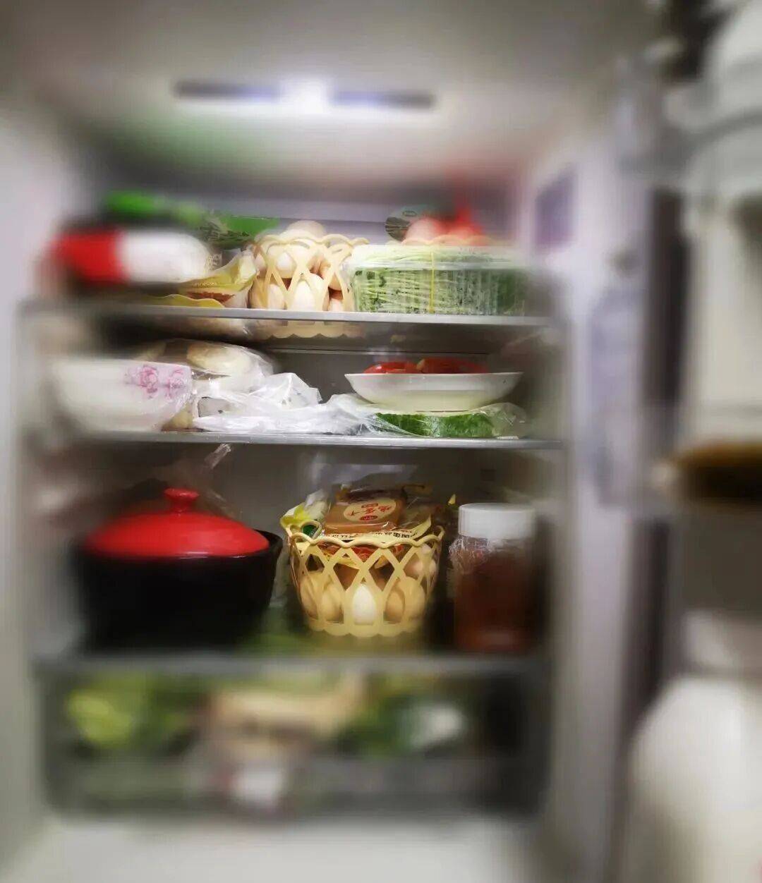 35岁孕妇吃冰箱剩菜后感染，抢救后坚持3个月仍不幸去世，“离开时刚过完生日两天”